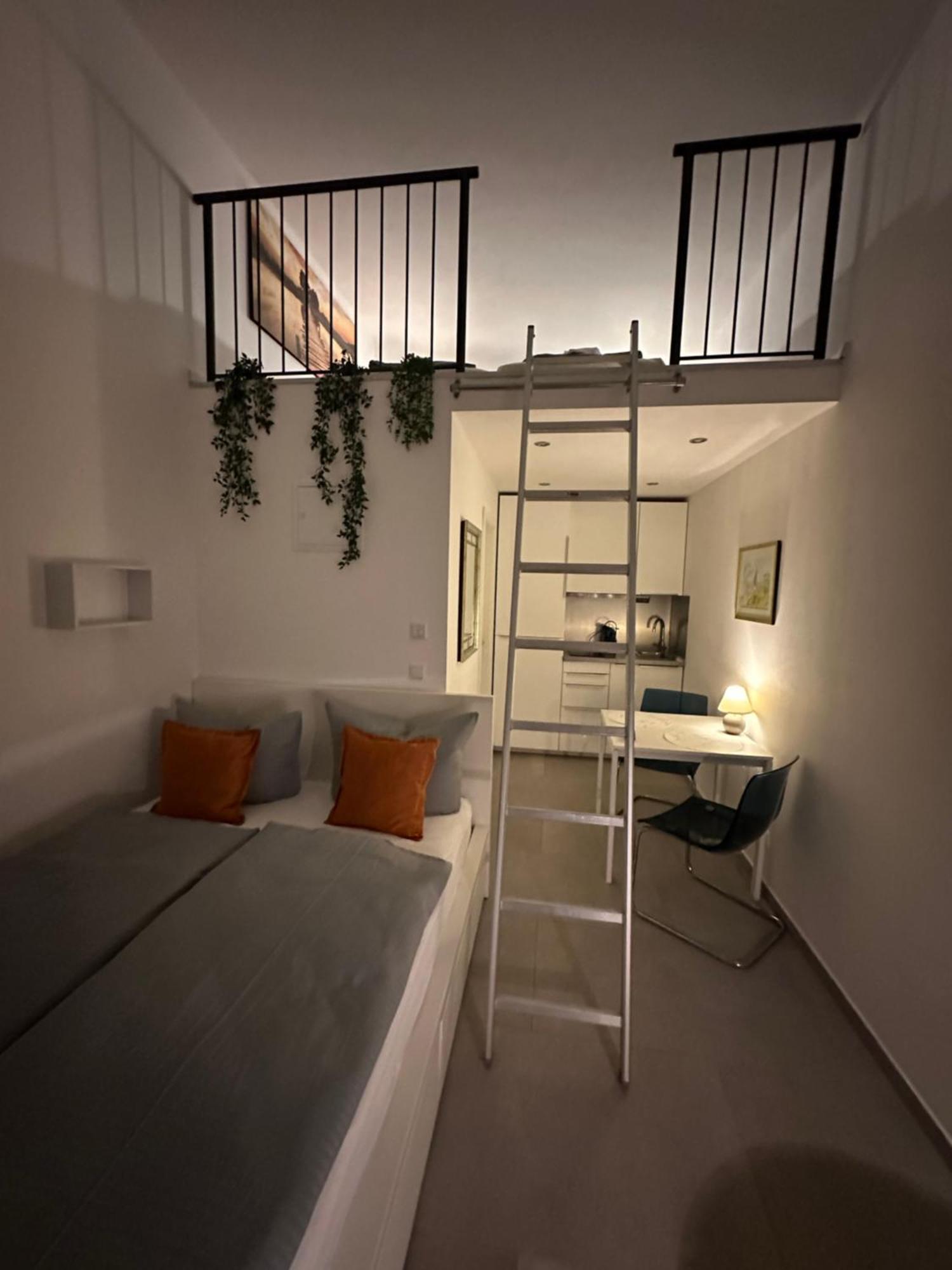 Estelada Boarding Houses - Bogenhausen München Buitenkant foto